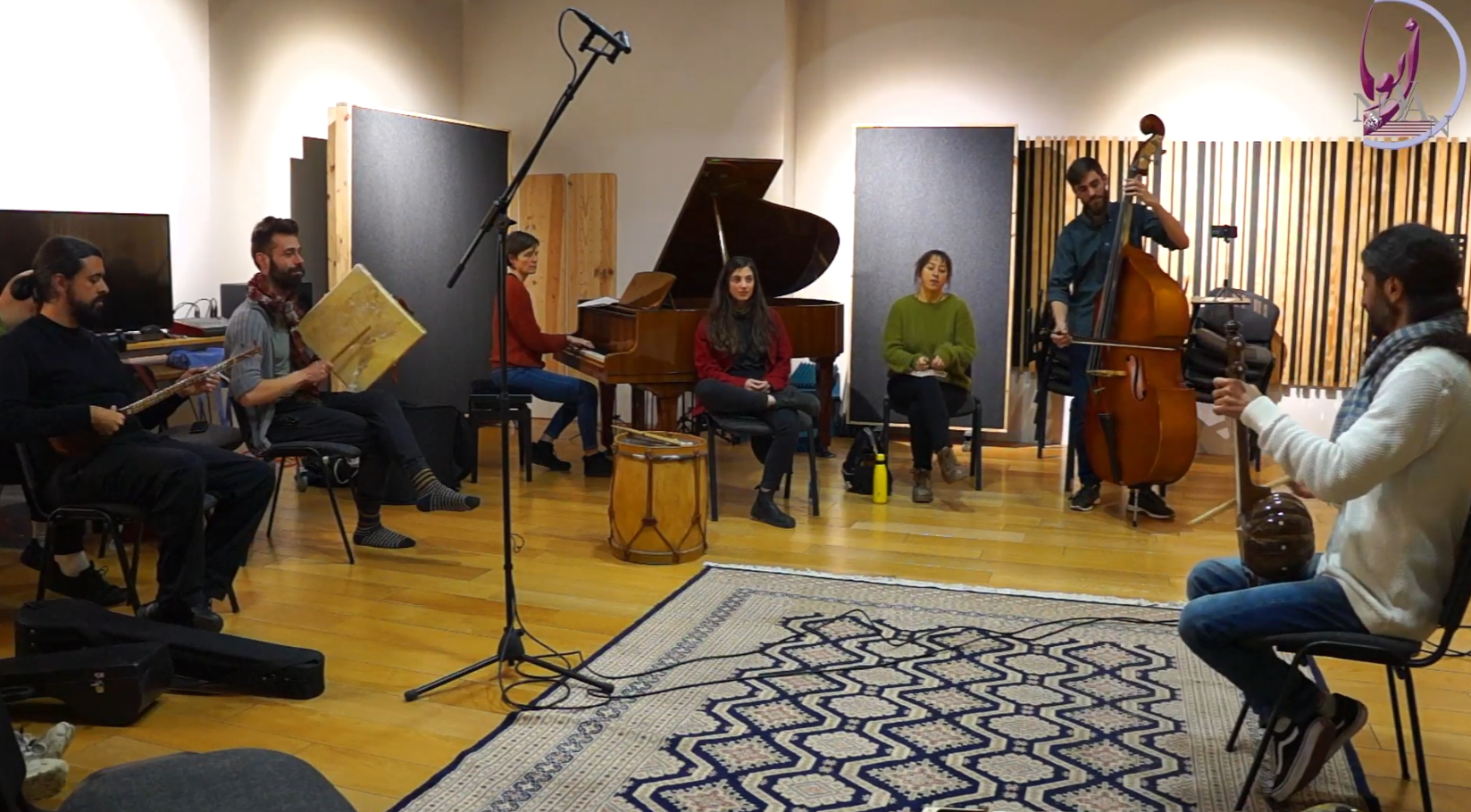 Workshops & Music Therapy
